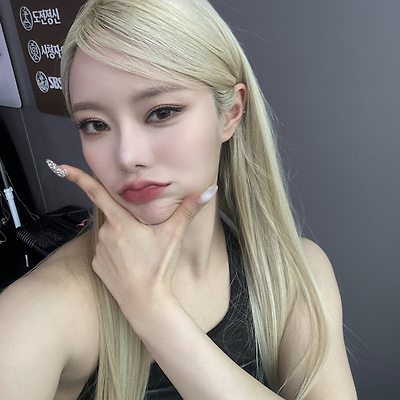 피프티피프티 키나 셀카 인스타그램