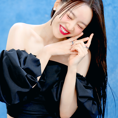 [YNK POST] 1st look 화보 비하인드 보정