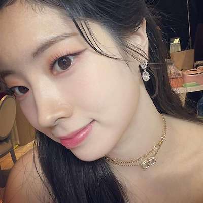 트와이스 다현 오프숄더 인스타그램 화보 사진