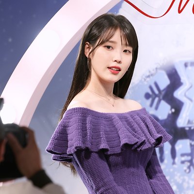 [8K] 231119 아이유 제이에스티나 팝업스토어 직캠