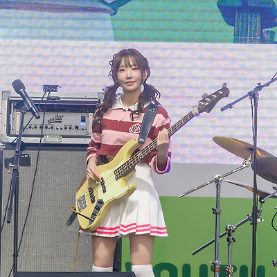 241012 청춘커피 페스티벌 QWER P04