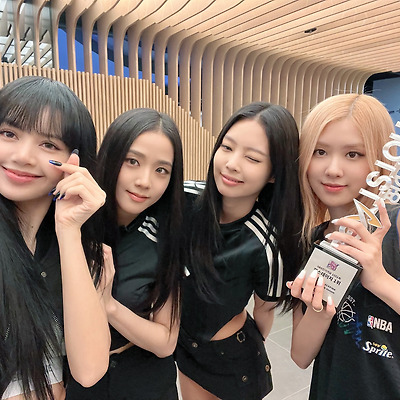[블랙핑크가 뮤직뱅크에서 1위 못하는 이유] Pink Venom과 Shut Down KBS 심의에서 모두 부적격 판정