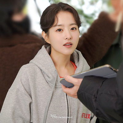 [언론사] 231103 넷플릭스 '정신병동에도 아침이 와요' 촬영장 비하인드