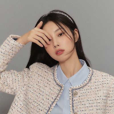 배우 강혜원 '로엠 (Roem)' 2023 S/S TWEED 화보