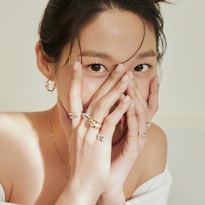 설현 얼루어 화보