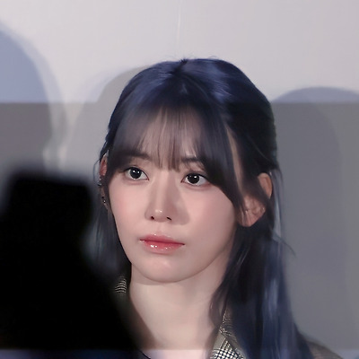 231013 LE SSERAFIM (르세라핌) @ Louis Vuitton Maison Seoul part 1