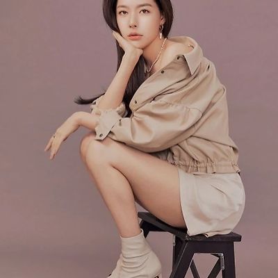 권나라 BNT 화보
