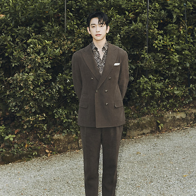 박진영, '브루넬로 쿠치넬리' 봄-여름 2026 남성 컬렉션 디너 행사 참석