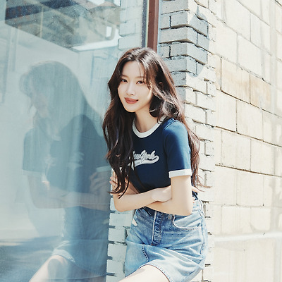 문가영, 햇살 아래 더 빛나는 비주얼