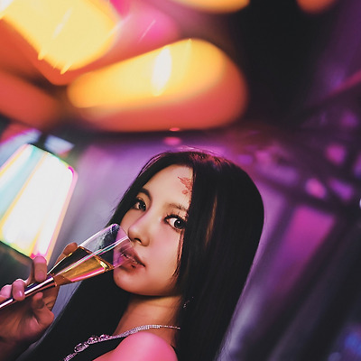 VVS, 멤버 브리트니 공개