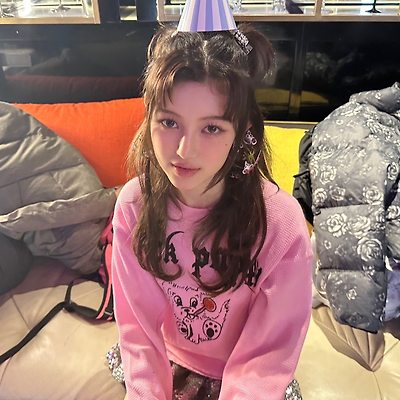 뉴진스 다니엘 셀카 인스타그램