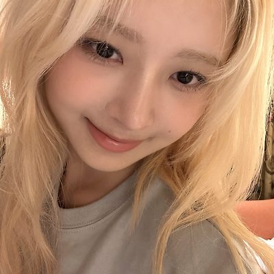 금발 REI