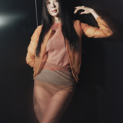 이청아, 다채로운 눈빛