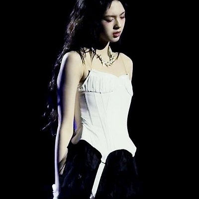 250322 베이비몬스터 일본  아이치현 콘서트 1일차 움짤 사진들.gif