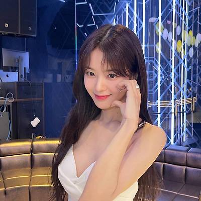 배우 노정의 시상식