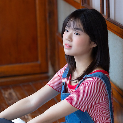 신예서, 연극 ‘바닷마을 다이어리’ 캐스팅