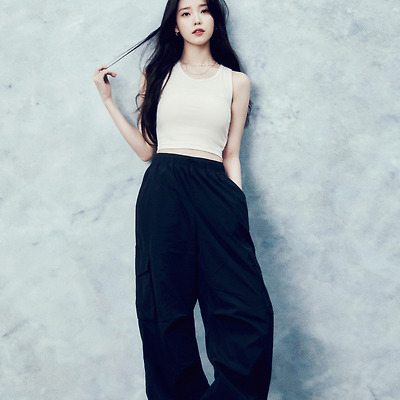 [HD] 아이유(IU) 뉴발란스 1906R 고화질 화보