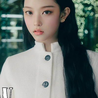 뉴진스 해린 - Dior for W Korea November 2023 Issue