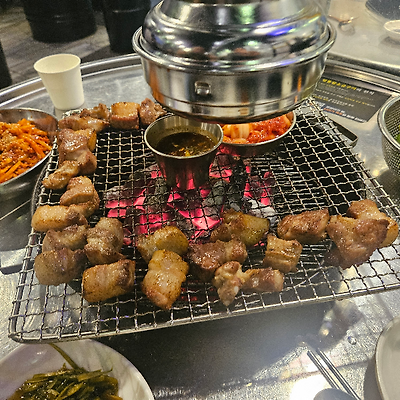 대구 여행 강력 추천 찐 맛집 숯불 일통왕소금구이 - 숯불 구이 또간집