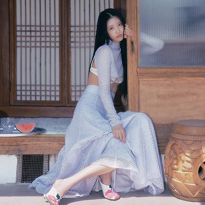 러블리즈 이미주 '싱글즈 (Singles)' 5월 화보 & 비하인드