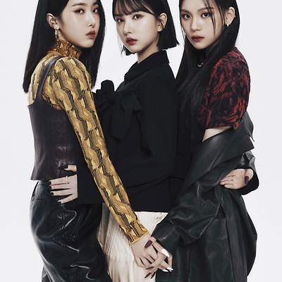 비비지[VIVIZ] 데이즈드 2021 윈터 에디션 고화질 화보 7장