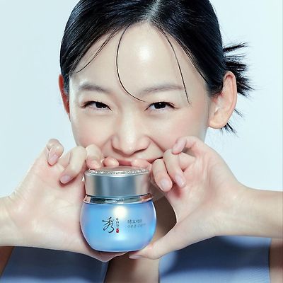 배우 진기주 '수려한 (Sooryehan)' 광고 화보
