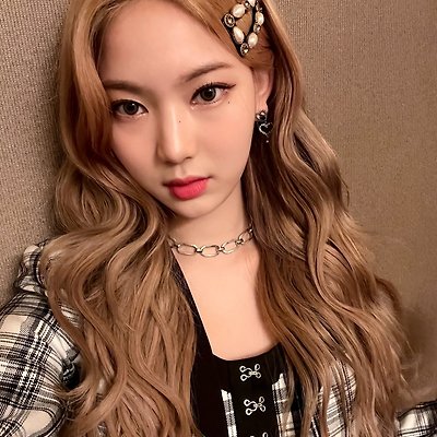스테이씨 아이사 셀카 사진 모음