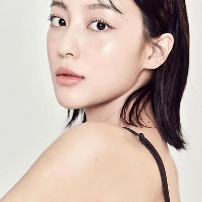 강민아 페이스팩토리 화보