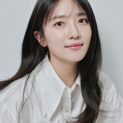 배우 표예진, 새 프로필 사진