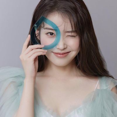 아이유.jpg