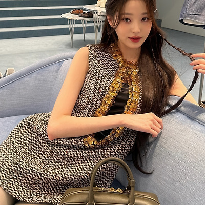 [IVE] 아이브 장원영 미우미우 비하인드 사진 모음 '~'