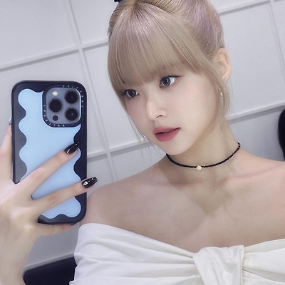 230915 르세라핌 홍은채 인스타그램