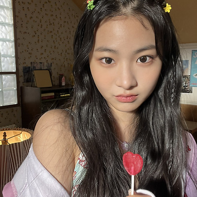 피프티피프티 아란 셀카 인스타그램
