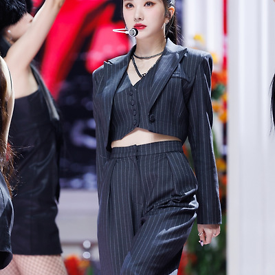 230202 엠카운트다운 비비지 PULL UP 현장포토