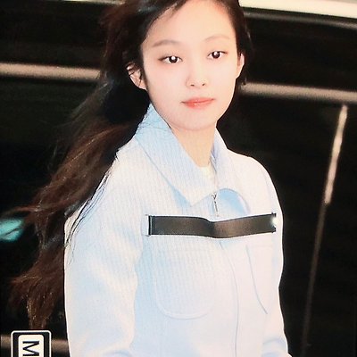 230402 블랙핑크 지수 제니 리사 출국 움짤 사진들