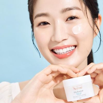 김혜윤 아벤느 화보