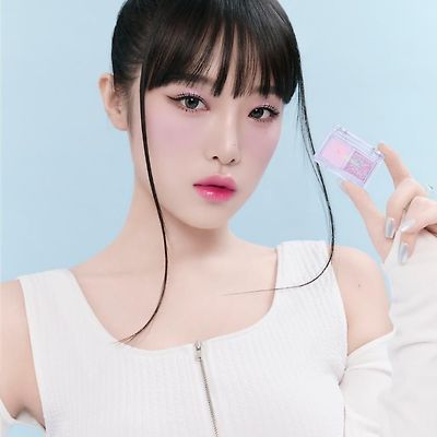 최예나 릴리바이레드 화보