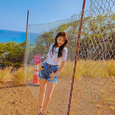 [레드벨벳] 예리 그라치아 화보 고화질 버전 (2019. 04. 22)