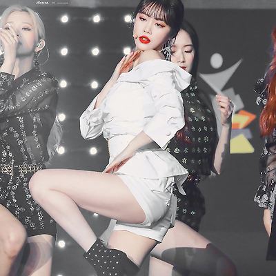 여자아이들 수진