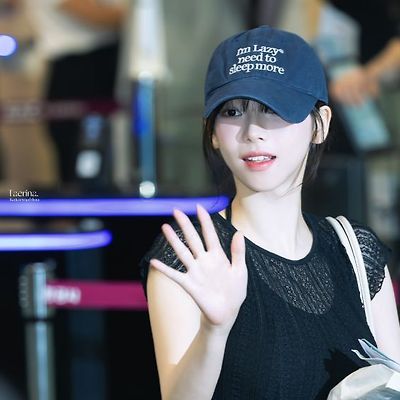 오늘 김포공항 카리나 (에스파)
