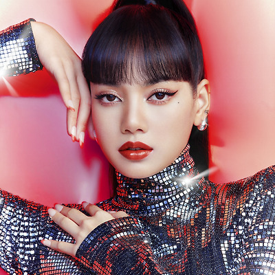 블랙핑크[BLACKPINK] 리사[LISA] MAC[맥]  러브 미 리퀴드 립컬러 고화질 화보 4장
