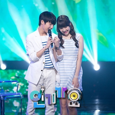 150802 인기가요 826회 유승우 예뻐서 현장포토 예린 특별출연
