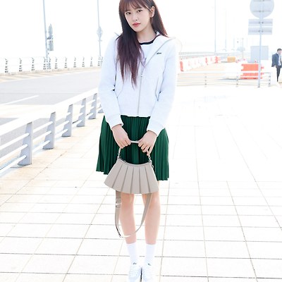 아이브 안유진, 러블리 룩