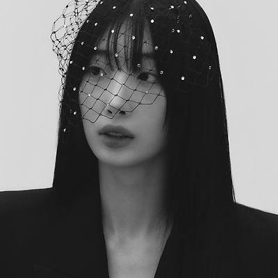 류다인 싱글즈 화보