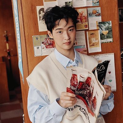 장동윤 "장동윤이란 사람은, 솔직하고, 독특하고, 올곧고,누군가에겐 조금 이상한 사람일지도 모르겠어요.”