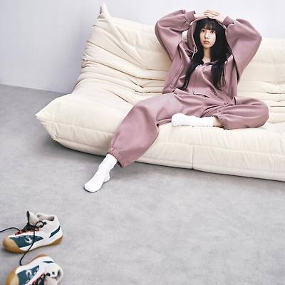 권은비 스파이더 코스모폴리탄 화보