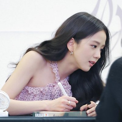 230401 블랙핑크 지수 팬사인회 움짤 사진들 오픈 팬사인회 영등포 타임스퀘어