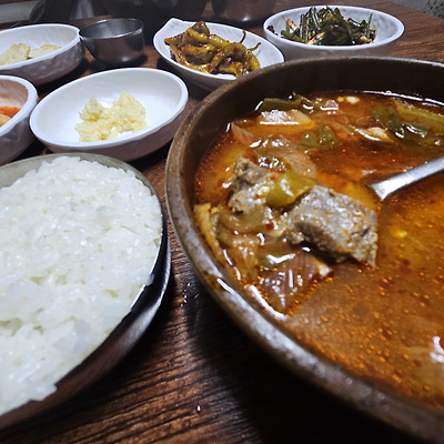 대구 백년식당 현지인 추천 찐 노포맛집 옛집식당 솔직 후기(feat. 전현무계획 육개장)