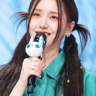 배우 김지은 '4월 16일 SBS 인기가요' 고화질