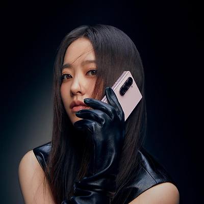 박보영 Z폴더 보그 화보